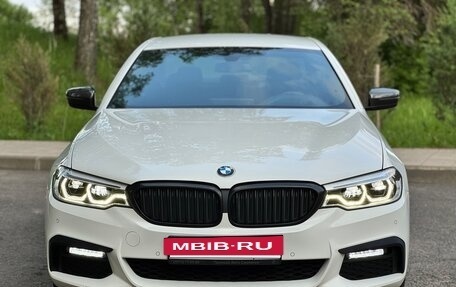 BMW 5 серия, 2019 год, 3 650 000 рублей, 2 фотография
