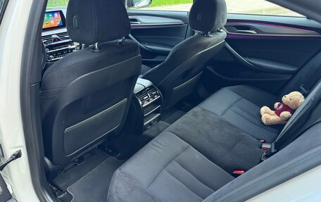 BMW 5 серия, 2019 год, 3 650 000 рублей, 17 фотография