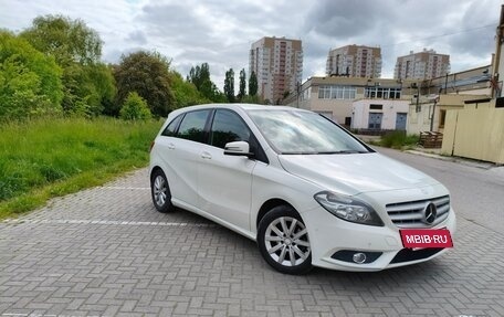 Mercedes-Benz B-Класс, 2014 год, 1 200 000 рублей, 2 фотография