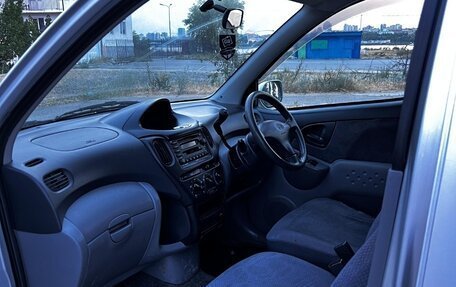 Toyota FunCargo, 2000 год, 300 000 рублей, 6 фотография
