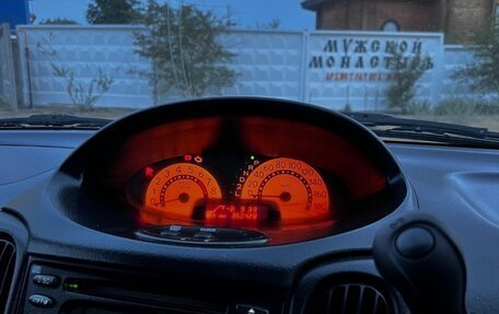Toyota FunCargo, 2000 год, 300 000 рублей, 11 фотография