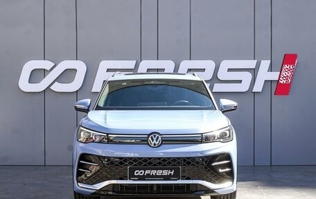 Volkswagen Tiguan, 2024 год, 4 800 000 рублей, 3 фотография