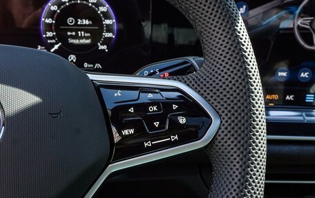 Volkswagen Tiguan, 2024 год, 4 800 000 рублей, 17 фотография