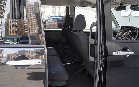 Toyota Roomy I, 2017 год, 1 395 000 рублей, 11 фотография