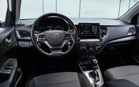 Hyundai Solaris II рестайлинг, 2020 год, 1 630 000 рублей, 6 фотография