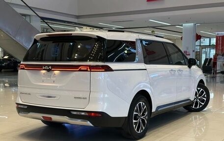 KIA Carnival, 2022 год, 3 800 000 рублей, 6 фотография