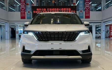 KIA Carnival, 2022 год, 3 800 000 рублей, 2 фотография