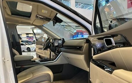 KIA Carnival, 2022 год, 3 800 000 рублей, 14 фотография