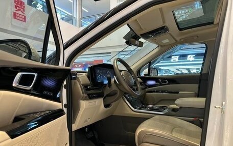 KIA Carnival, 2022 год, 3 800 000 рублей, 19 фотография