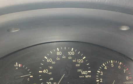 Lexus RX IV рестайлинг, 2001 год, 999 999 рублей, 3 фотография