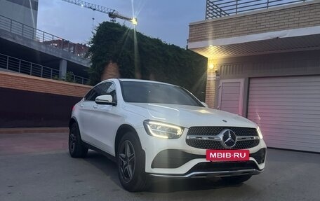 Mercedes-Benz GLC Coupe, 2019 год, 6 100 000 рублей, 3 фотография
