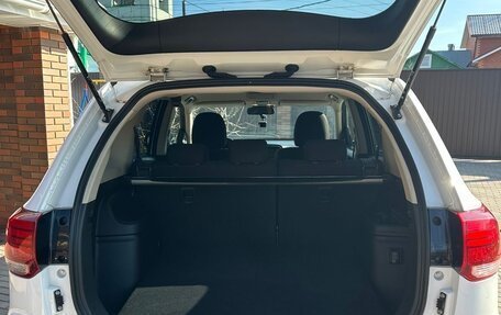 Mitsubishi Outlander III рестайлинг 3, 2019 год, 2 280 000 рублей, 10 фотография