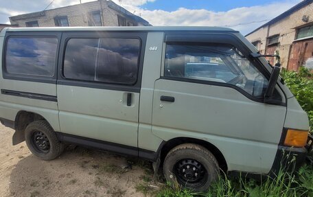 Mitsubishi Delica III, 1993 год, 350 000 рублей, 5 фотография