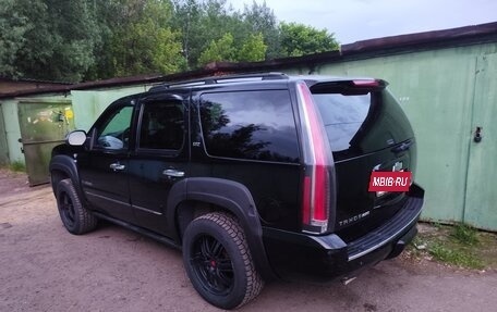 Chevrolet Tahoe III, 2008 год, 1 400 000 рублей, 2 фотография