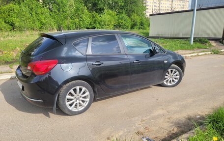 Opel Astra J, 2013 год, 695 000 рублей, 10 фотография
