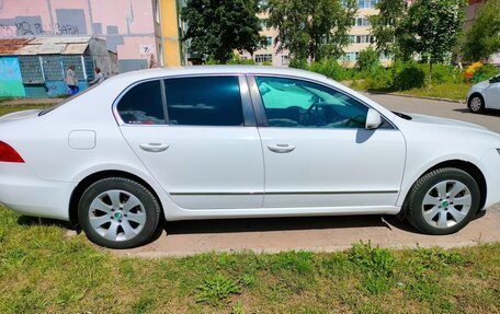 Skoda Superb III рестайлинг, 2013 год, 1 270 000 рублей, 7 фотография