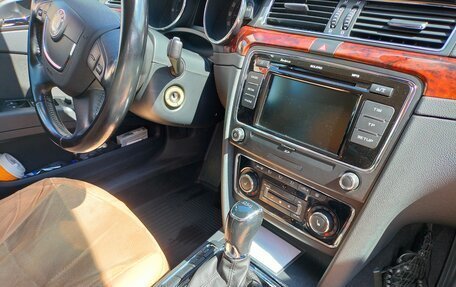Skoda Superb III рестайлинг, 2013 год, 1 270 000 рублей, 9 фотография