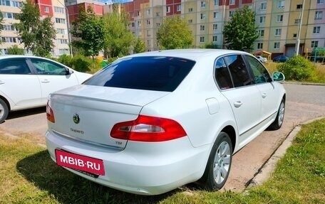 Skoda Superb III рестайлинг, 2013 год, 1 270 000 рублей, 6 фотография