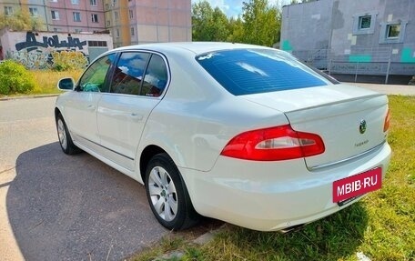 Skoda Superb III рестайлинг, 2013 год, 1 270 000 рублей, 14 фотография