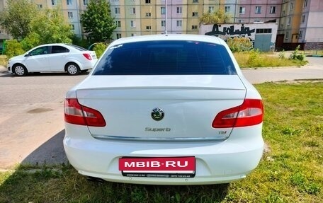 Skoda Superb III рестайлинг, 2013 год, 1 270 000 рублей, 5 фотография
