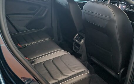 Volkswagen Tiguan II, 2021 год, 4 700 000 рублей, 12 фотография