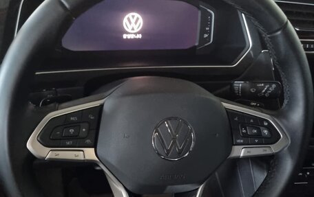 Volkswagen Tiguan II, 2021 год, 4 700 000 рублей, 19 фотография