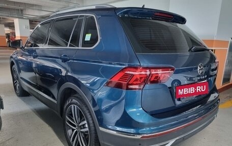 Volkswagen Tiguan II, 2021 год, 4 700 000 рублей, 21 фотография