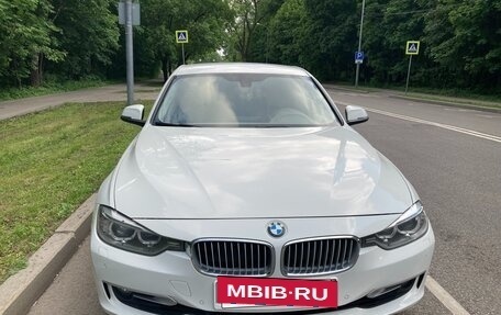 BMW 3 серия, 2013 год, 2 040 000 рублей, 3 фотография