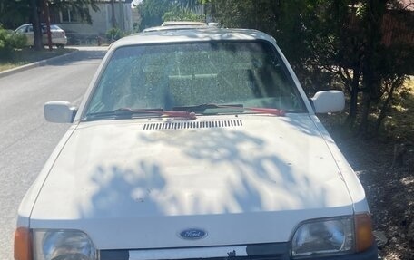 Ford Escort IV, 1987 год, 160 000 рублей, 3 фотография