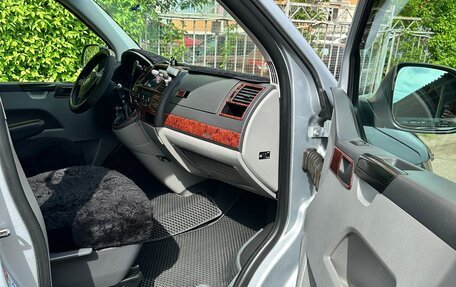 Volkswagen Caravelle T5, 2014 год, 1 900 000 рублей, 4 фотография