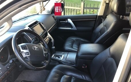 Toyota Land Cruiser 200, 2012 год, 3 250 000 рублей, 8 фотография