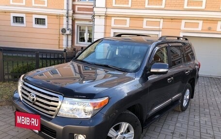 Toyota Land Cruiser 200, 2012 год, 3 250 000 рублей, 6 фотография