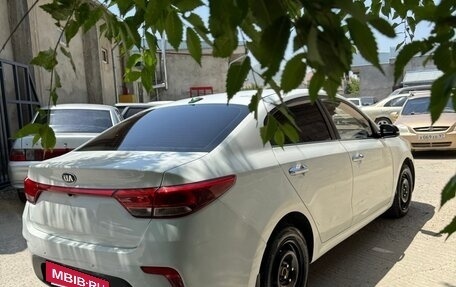 KIA Rio IV, 2017 год, 1 060 000 рублей, 4 фотография
