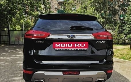 Geely Atlas I, 2018 год, 1 600 000 рублей, 5 фотография