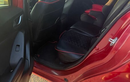 Mazda Axela, 2015 год, 1 350 000 рублей, 7 фотография