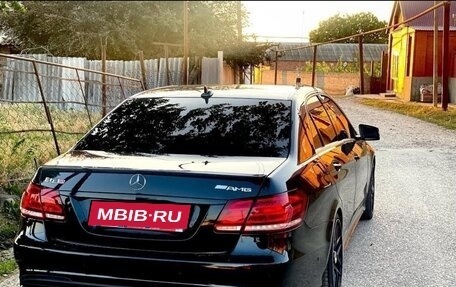 Mercedes-Benz E-Класс, 2015 год, 1 890 000 рублей, 6 фотография