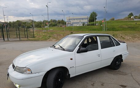 Daewoo Nexia I рестайлинг, 2001 год, 115 000 рублей, 1 фотография