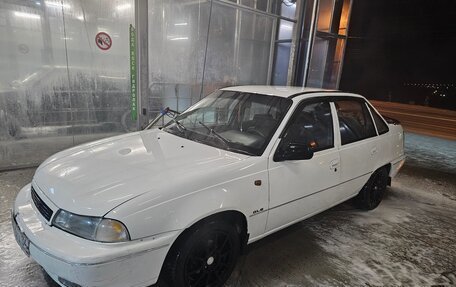 Daewoo Nexia I рестайлинг, 2001 год, 115 000 рублей, 5 фотография