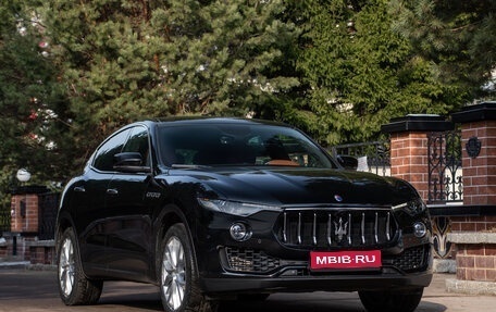 Maserati Levante I, 2019 год, 5 900 000 рублей, 1 фотография