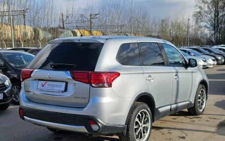 Mitsubishi Outlander III рестайлинг 3, 2016 год, 1 189 000 рублей, 4 фотография