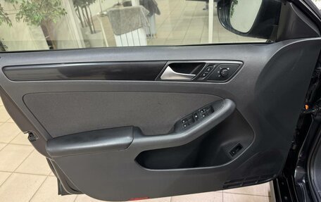 Volkswagen Jetta VI, 2013 год, 1 025 000 рублей, 14 фотография