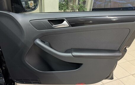 Volkswagen Jetta VI, 2013 год, 1 025 000 рублей, 16 фотография