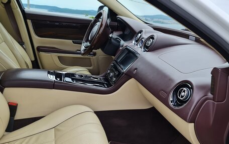 Jaguar XJ IV (X351), 2012 год, 2 700 000 рублей, 13 фотография