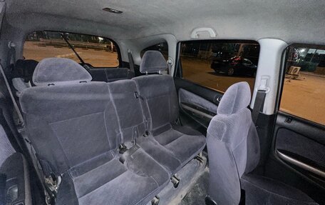 Honda Stream I рестайлинг, 2002 год, 320 000 рублей, 8 фотография