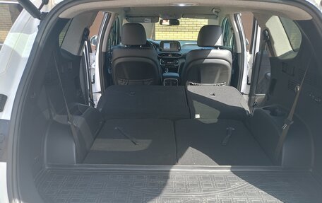 Hyundai Santa Fe IV, 2018 год, 2 450 000 рублей, 7 фотография