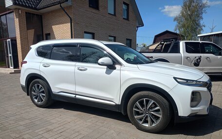 Hyundai Santa Fe IV, 2018 год, 2 450 000 рублей, 3 фотография