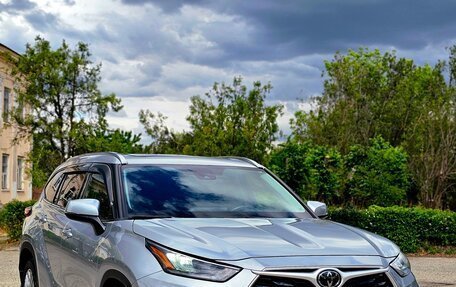 Toyota Highlander, 2020 год, 4 450 000 рублей, 5 фотография