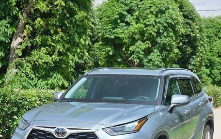 Toyota Highlander, 2020 год, 4 450 000 рублей, 26 фотография