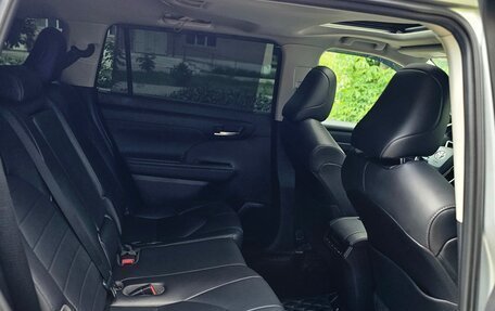 Toyota Highlander, 2020 год, 4 450 000 рублей, 32 фотография