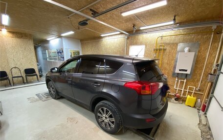 Toyota RAV4, 2013 год, 1 900 000 рублей, 5 фотография
